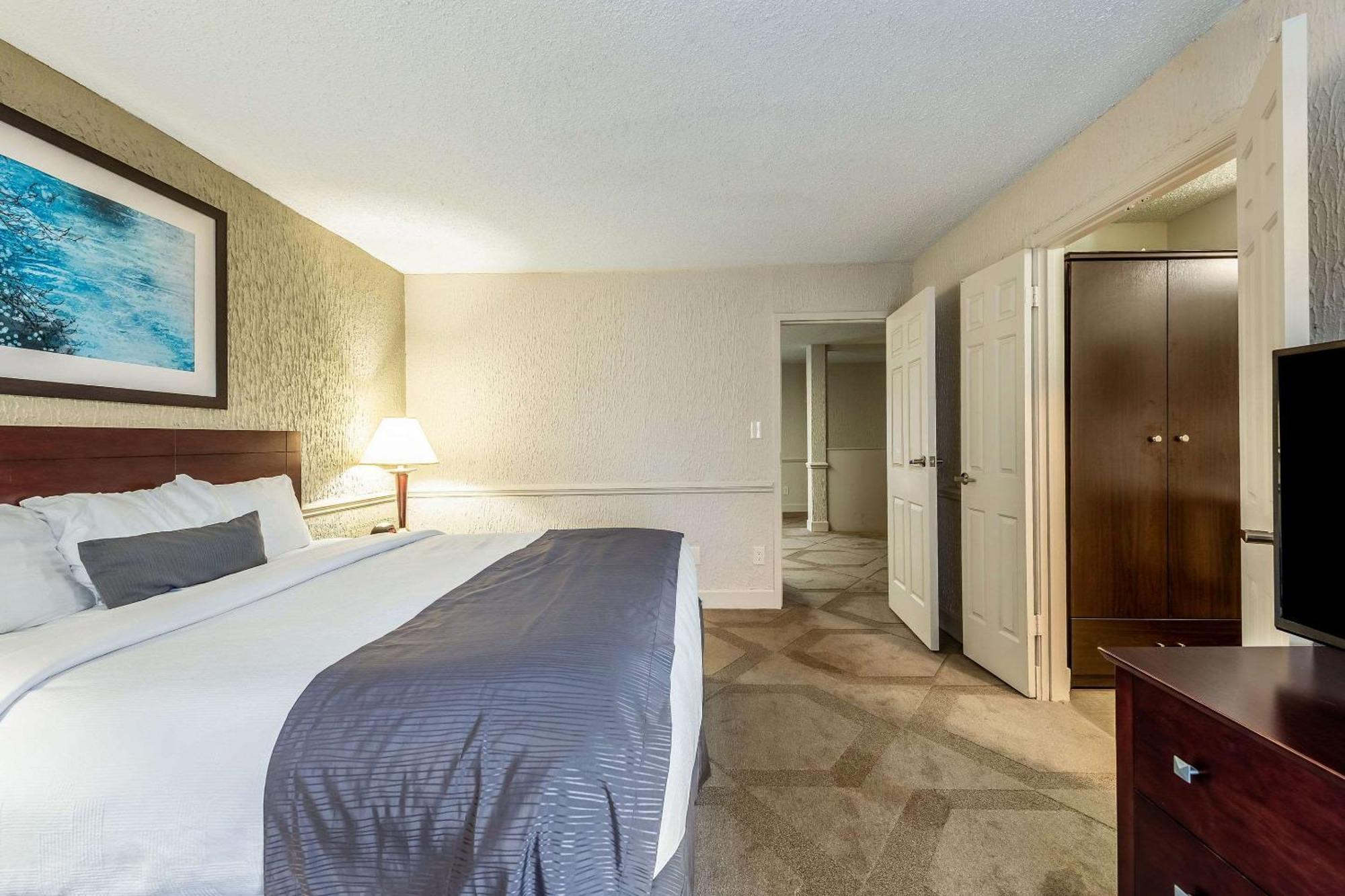The Blu Hotel Blue Ash Cincinnati, Ascend Hotel Collection Εξωτερικό φωτογραφία